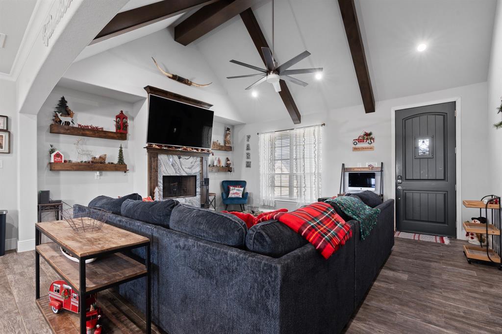 6033 Berry Ridge Lane