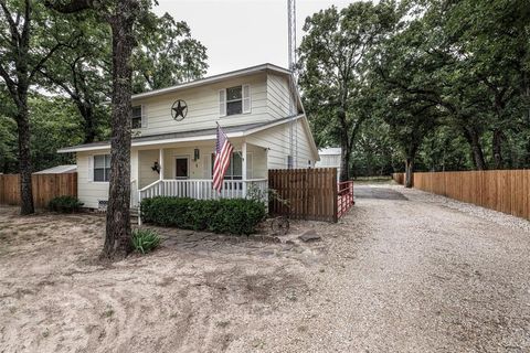 Photo of 444 County Road 3788, Quinlan, TX 75474 (MLS # 21279627)