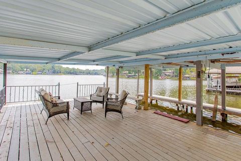 Tiny photo for 1613 TANGLEWOOD DR EAST Dr, Hideaway, TX 75771 (MLS # 21100189)