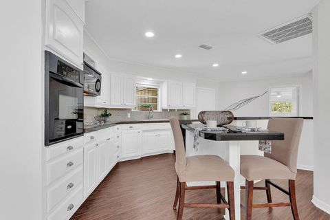 Tiny photo for 1613 TANGLEWOOD DR EAST Dr, Hideaway, TX 75771 (MLS # 21100189)