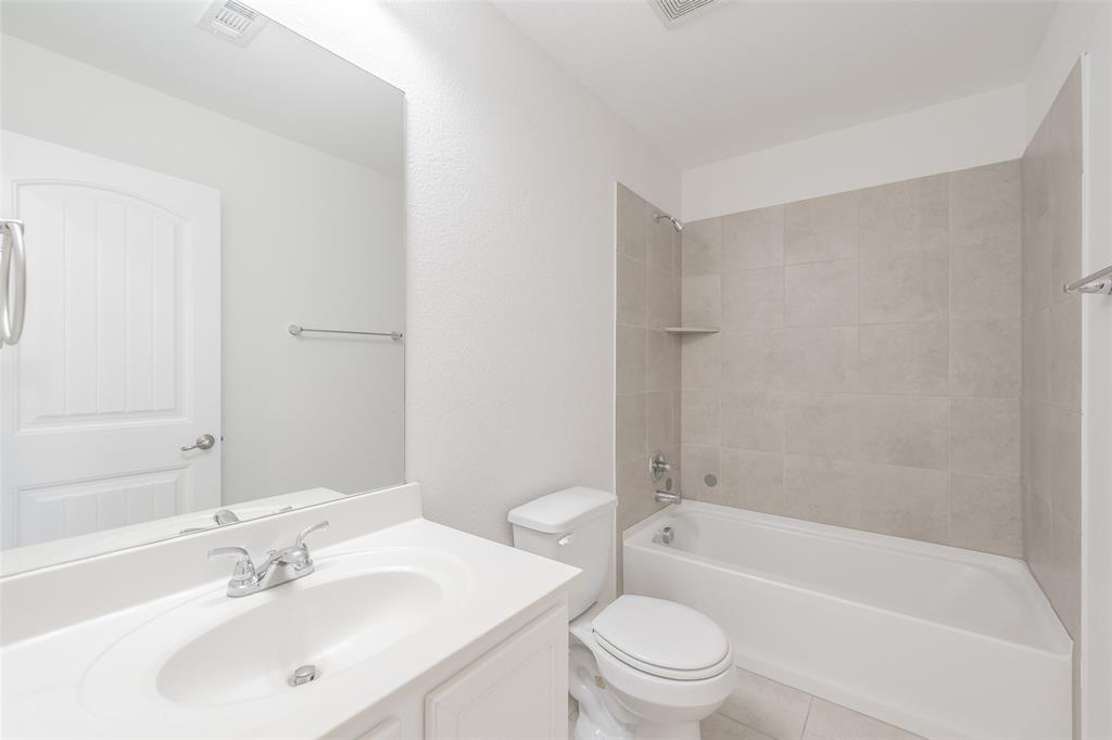 Lake Vista Ranch - Residential Lease