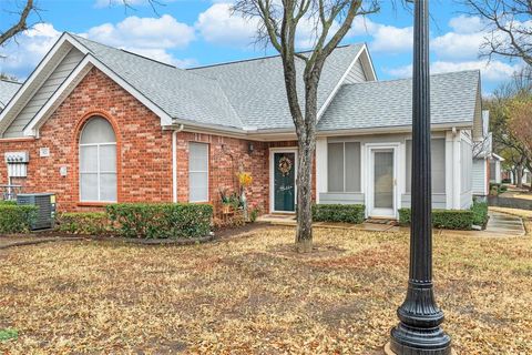 821 Cara Lane Arlington TX 76012