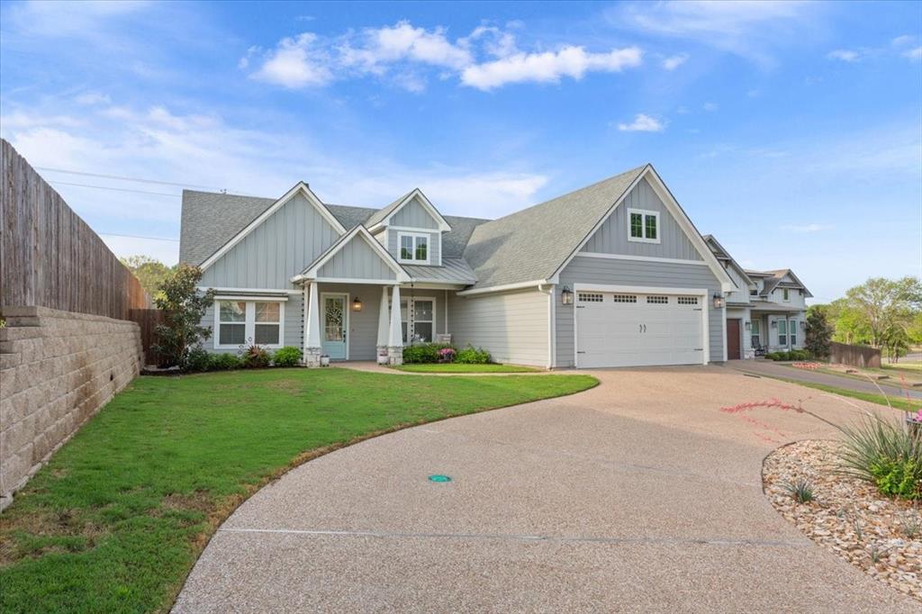 1400 Wandering Trail