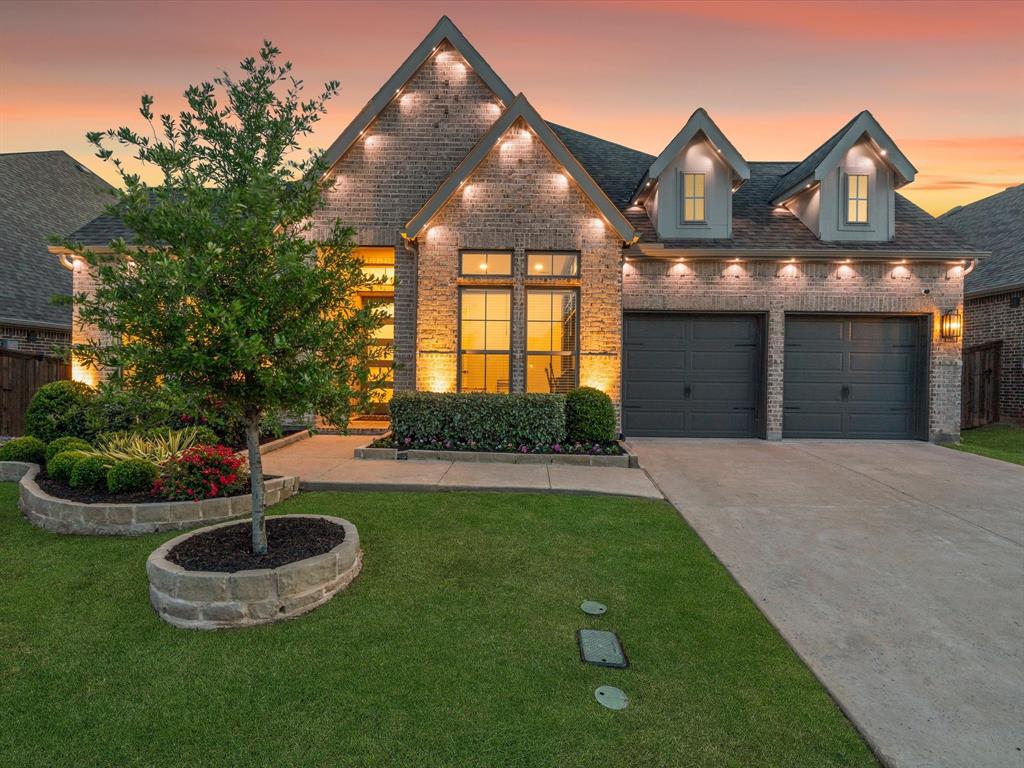 908 Bridle Path Parkway