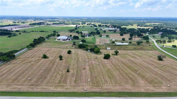 OAK CREEK DR, PILOT POINT, TX 76258 - Image 226b68bdf40eb5a405fb5ddba15b34be/2554748165