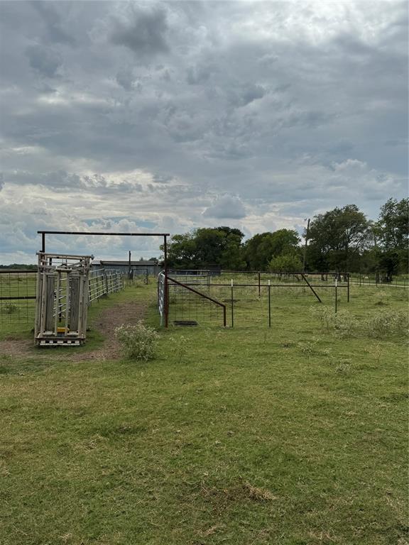 800 County Road 2870