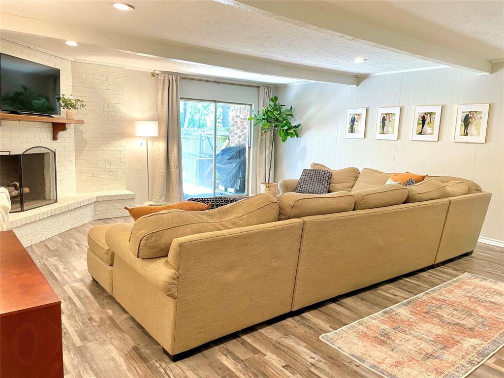 Whis Lynge Idll Add - Residential