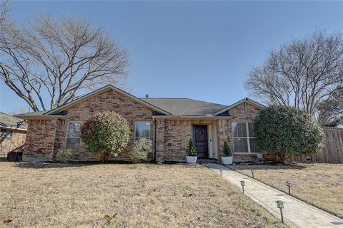 Photo of 2306 Shadyoaks Lane, Rowlett, TX 75088 (MLS # 21144440)