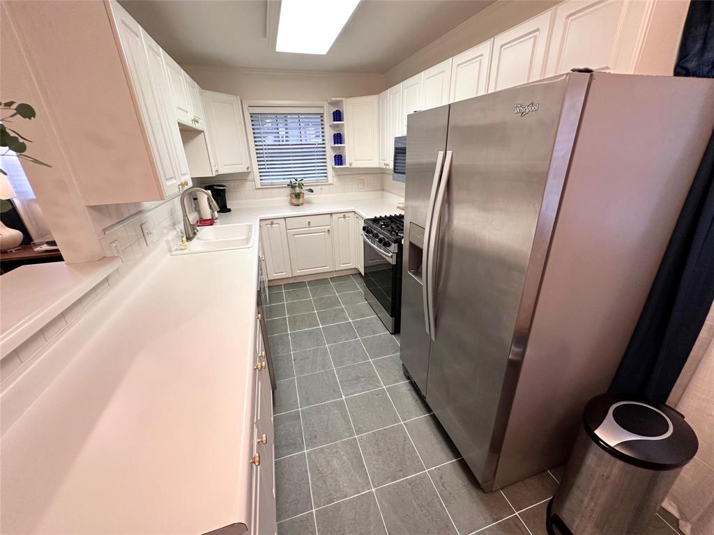 Coles G N - Residential Lease