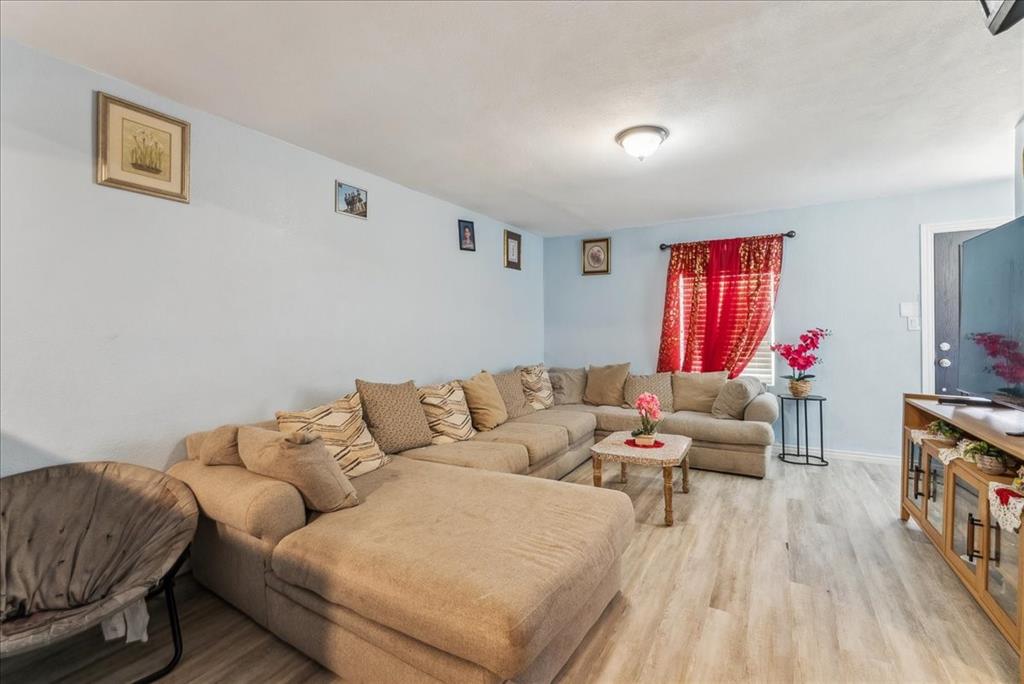 Danniel Tanner Abst - Residential