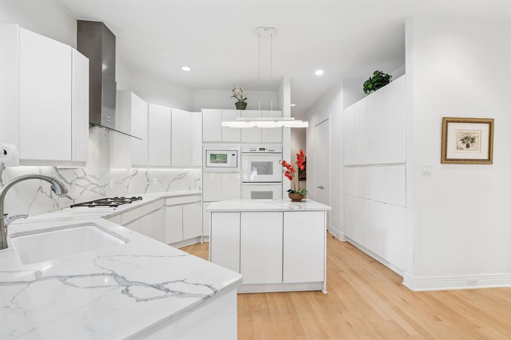 Oaktree Ph Four - Residential