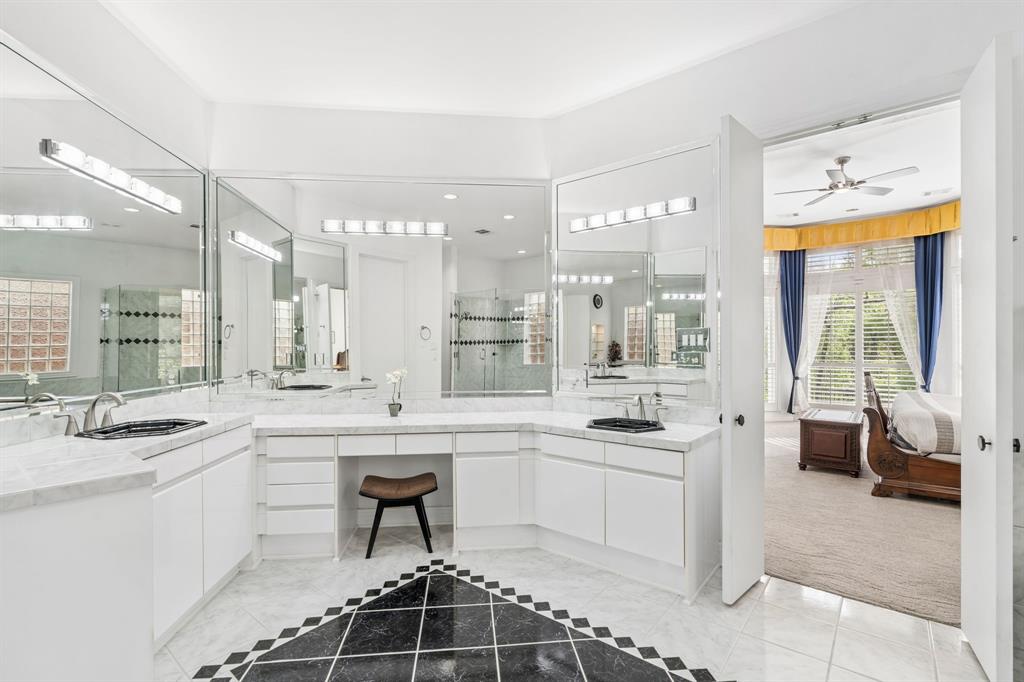 Oaktree Ph Four - Residential