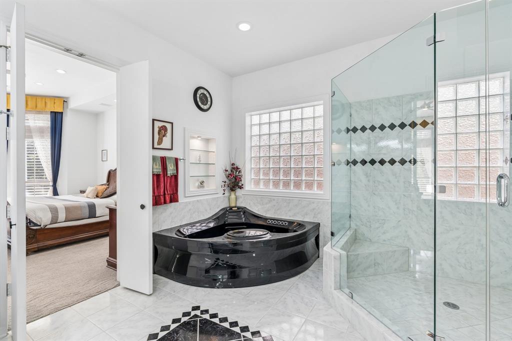 Oaktree Ph Four - Residential