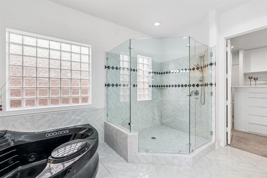 Oaktree Ph Four - Residential