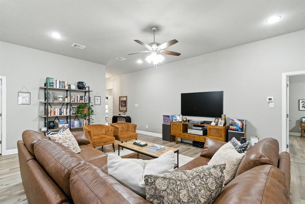 1629 Town Creek Circle