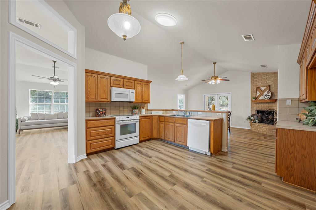 White Bluff #01 - Residential