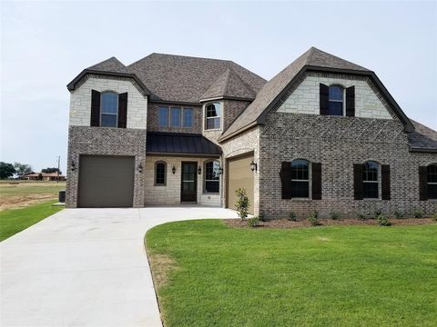 A home in Whitesboro