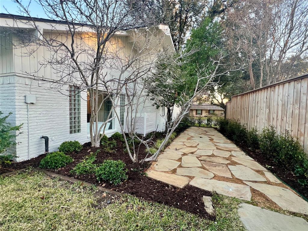 Carriage Square - Residential