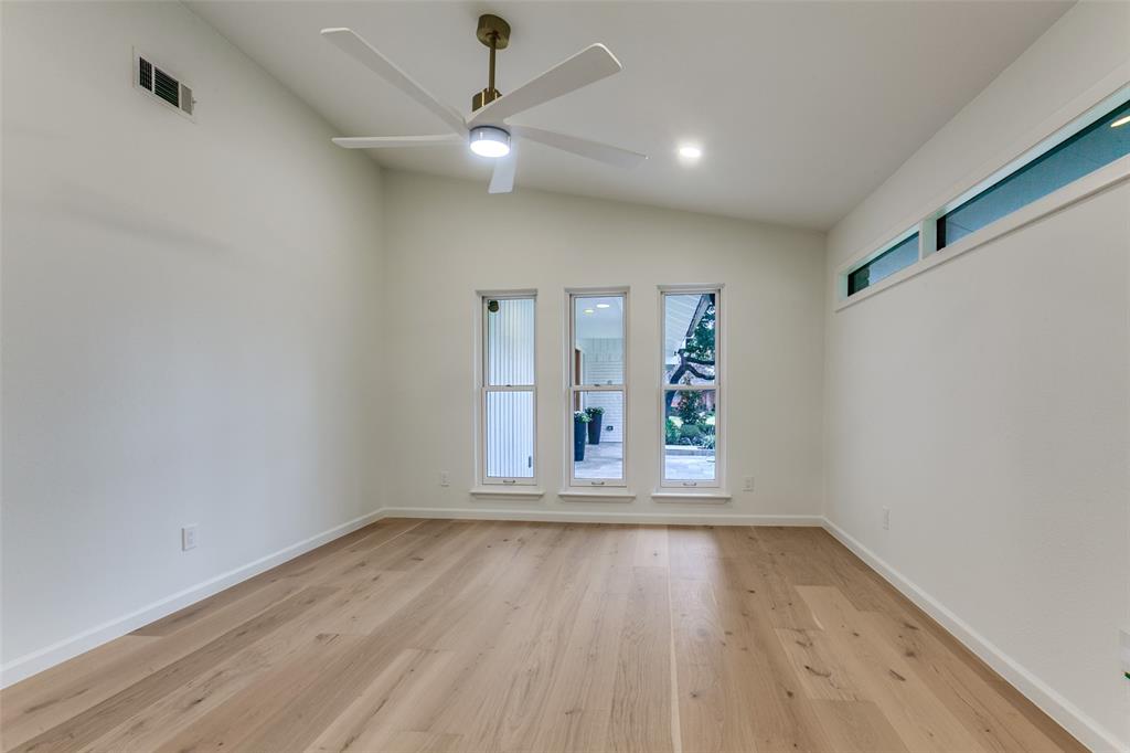 Carriage Square - Residential