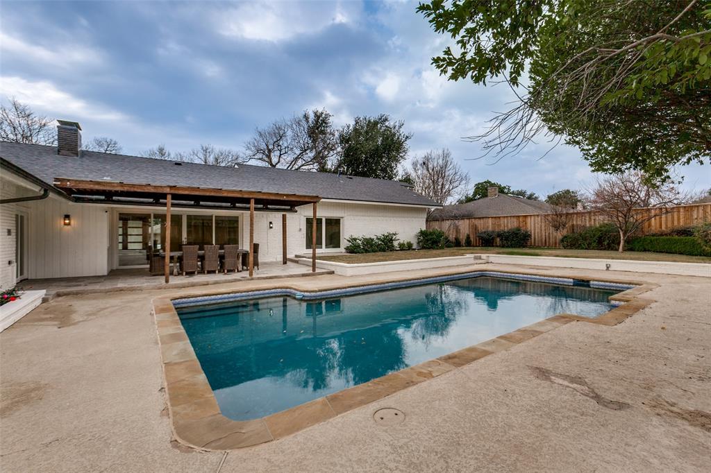 Carriage Square - Residential