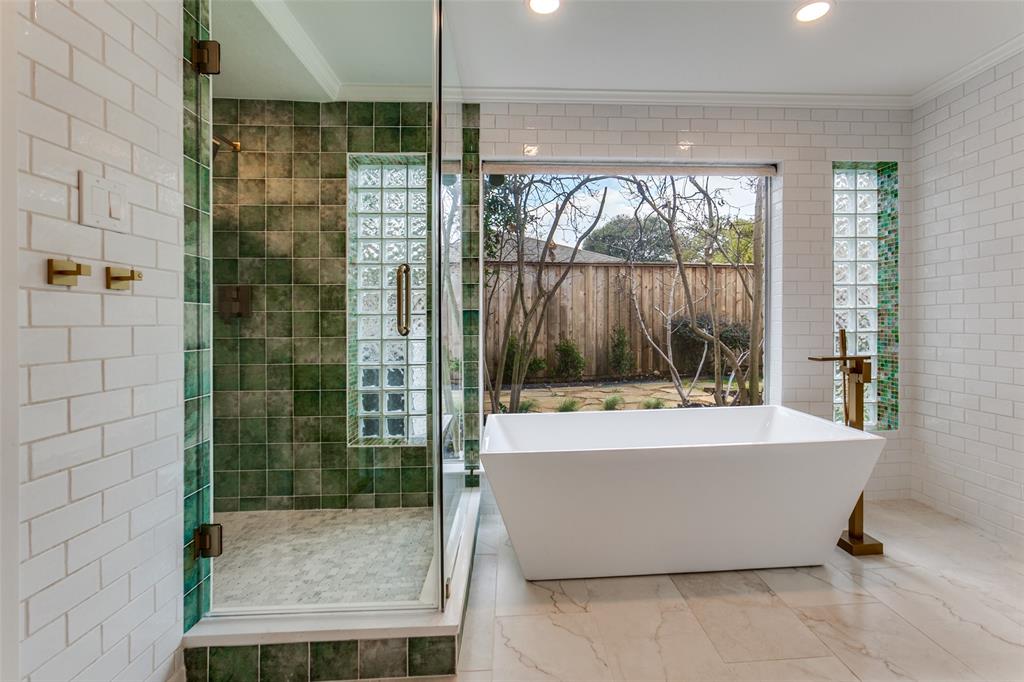 Carriage Square - Residential