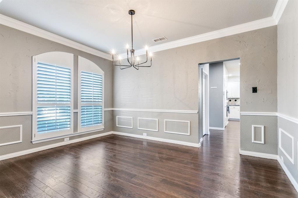 2804 Stonehurst Drive