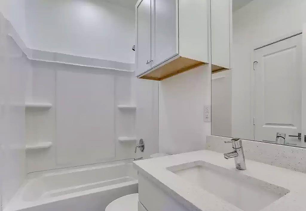 El Molino - Residential Lease