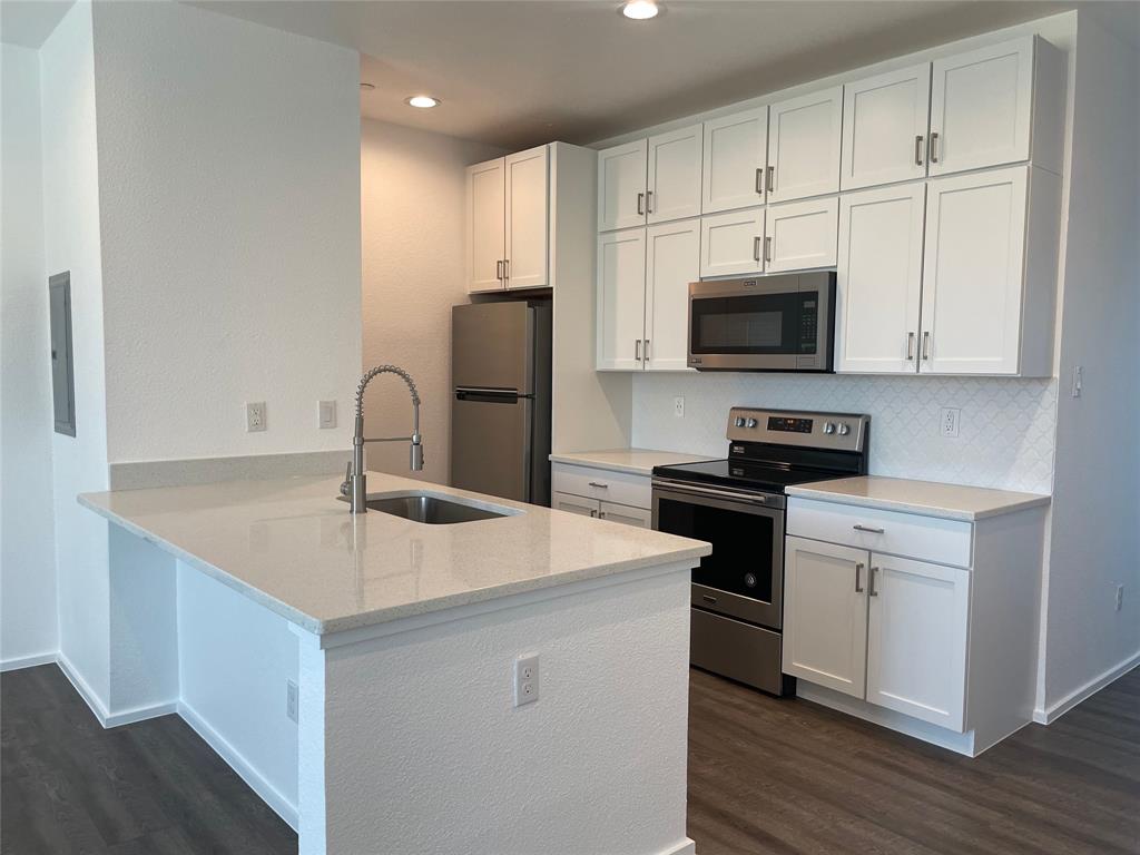 El Molino - Residential Lease