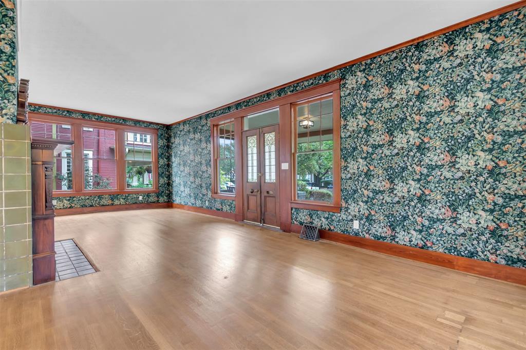 Peak Suburban - Residential