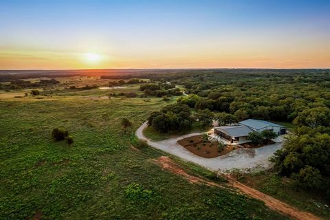 3773 Cottonwood Creek Road Saint Jo TX 76265