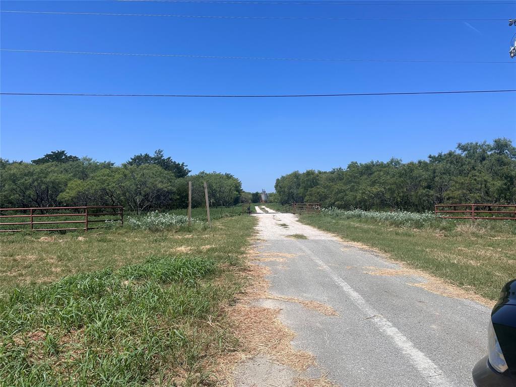 6935 N Fm 1417