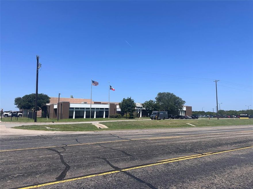 Unique opportunity located between HWY 289 and HWY 75 strategically bordering the Texas Regional Airport fronting FM 1417.  Located in the ETJ of Denison.  Within a few miles of Global Tech new Headquarters and offers a great location for Industrial Park or Flex Space for industries serving the rapidly growing chip industry in Sherman and Denison.