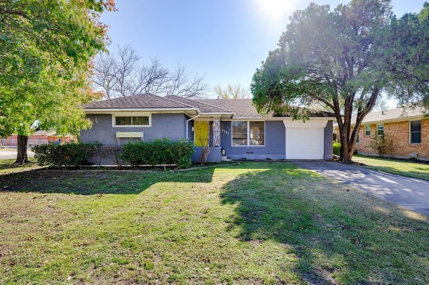 Charming 3 bedroom, 1.5 bath home located in a quiet, established neighborhood on a big lot. Situated on a fenced corner lot, this property offers an inviting open floor plan with a very functional layout. The home has plenty of beautiful natural light, perfect for relaxing or entertaining. Centrally located near shopping, dining, and major roadways for easy access throughout Dallas. A wonderful home at an affordable price, come see it while you can!