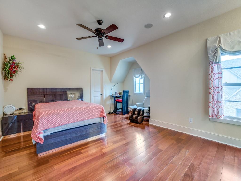 Castle Hills Community Center - Residential