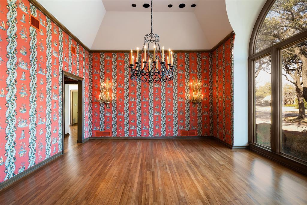 NWC Gaywood & Walnut Hill Ln - Residential