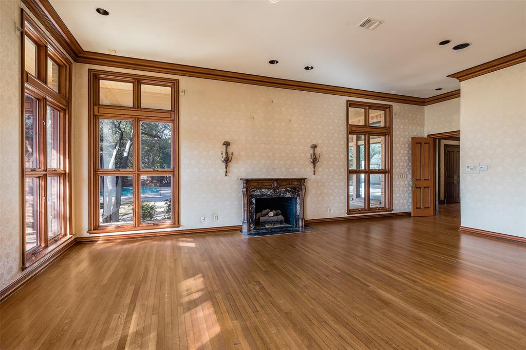 NWC Gaywood & Walnut Hill Ln - Residential