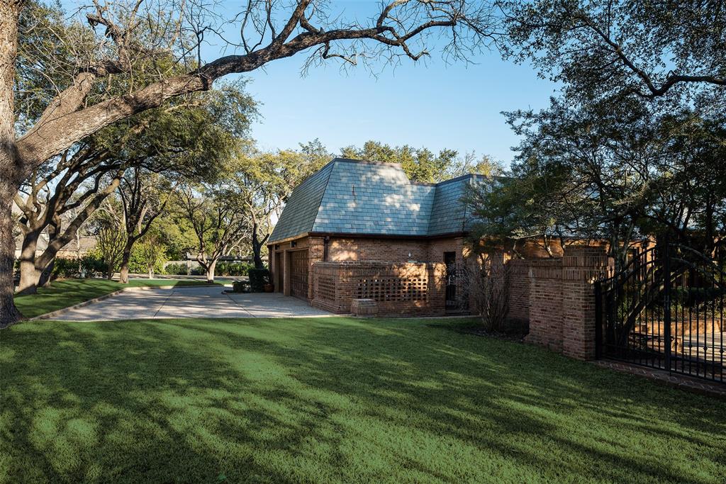 NWC Gaywood & Walnut Hill Ln - Residential