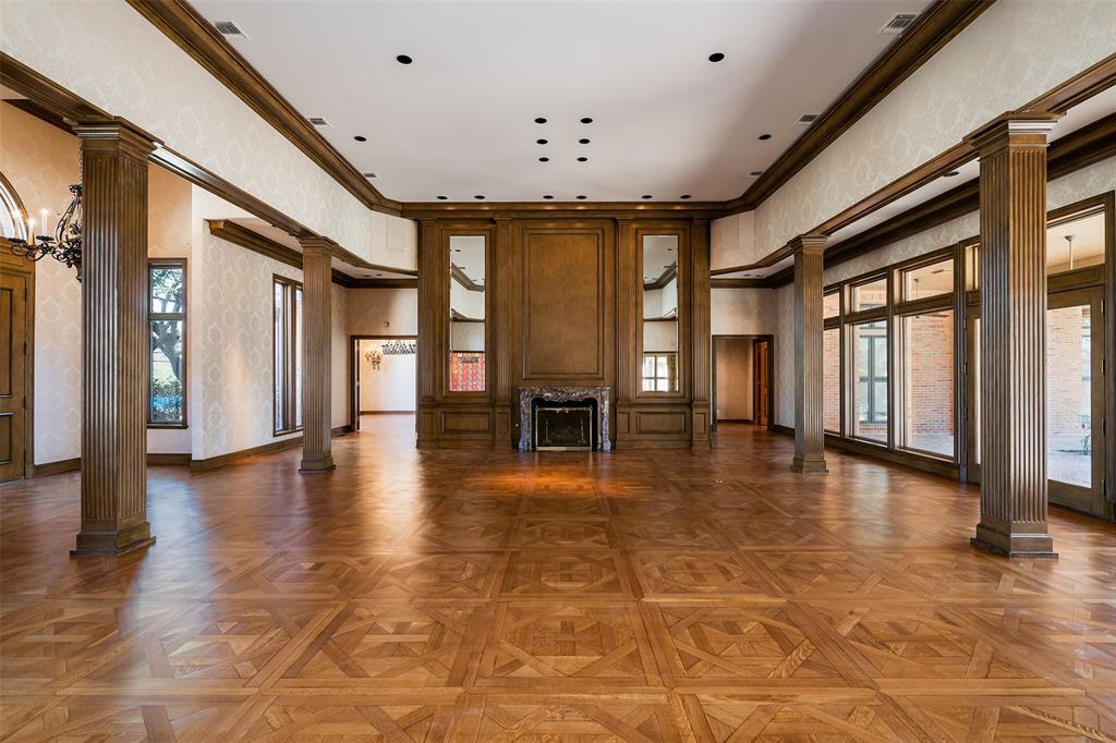 NWC Gaywood & Walnut Hill Ln - Residential