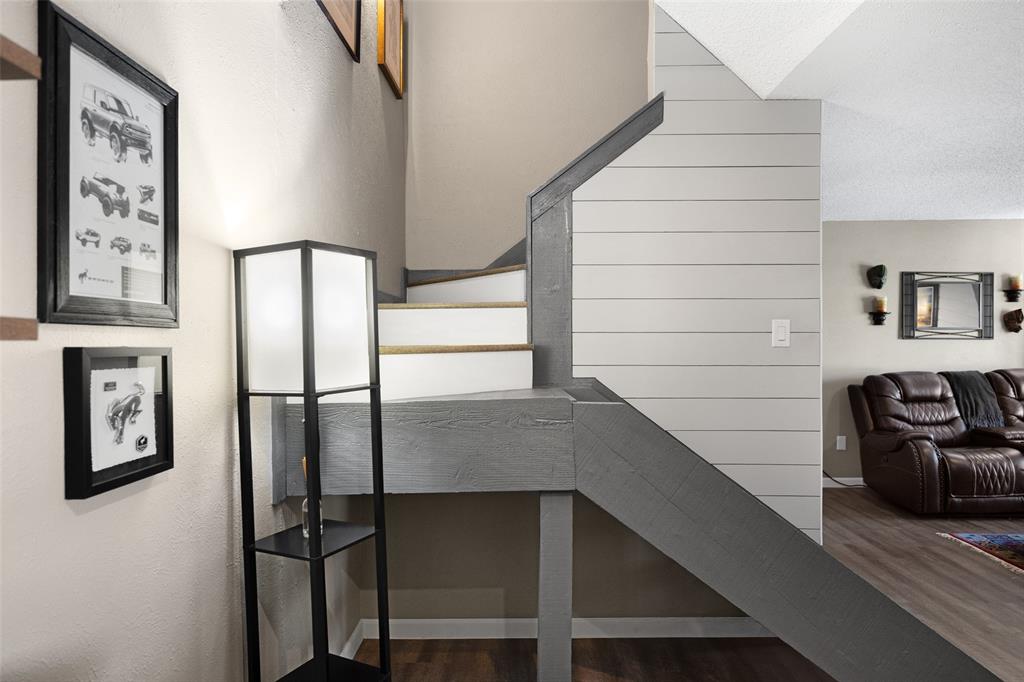 Preston Oaks Crossing Condos 01 & 02 - Residential