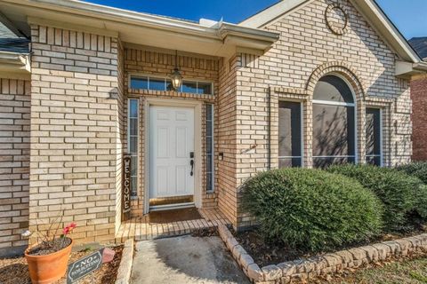 A home in Lewisville