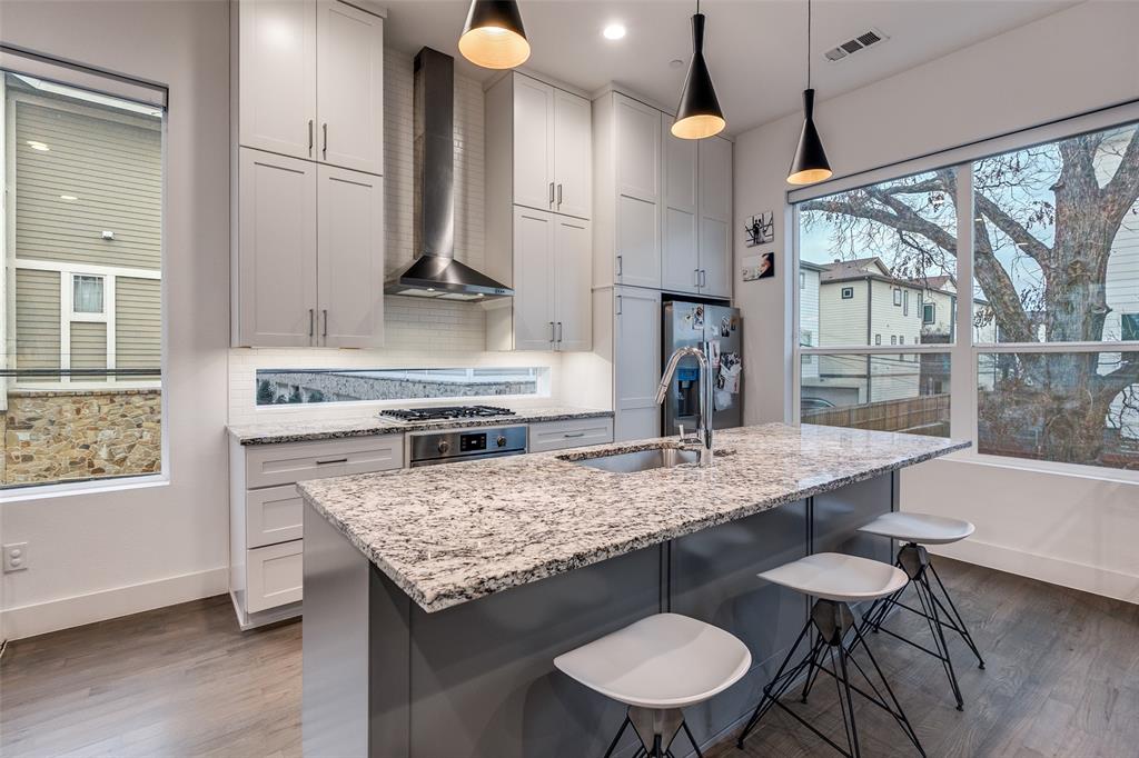 5915 Lindell Condo - Residential