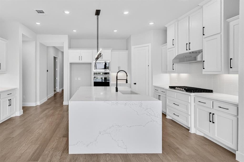 2710 Sassafrass Court
