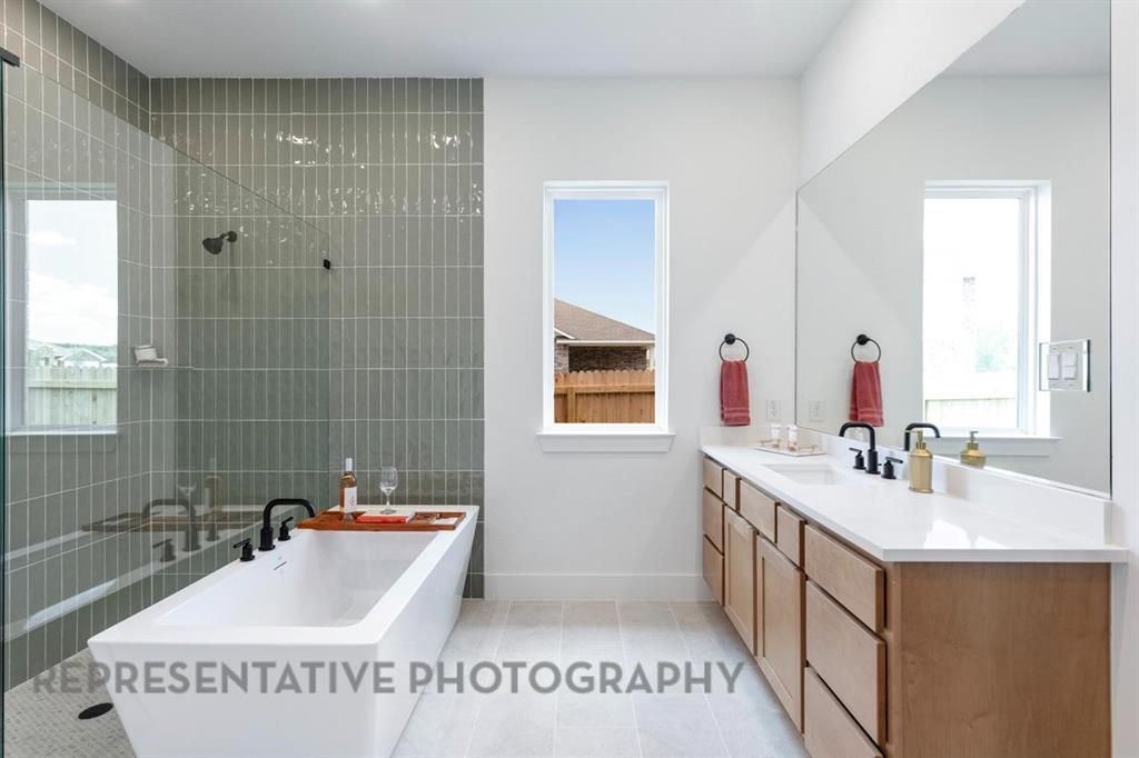 Sonoma Verde - Residential