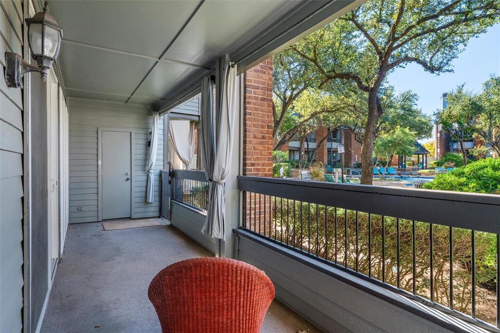 1720 Green Oaks Boulevard 104