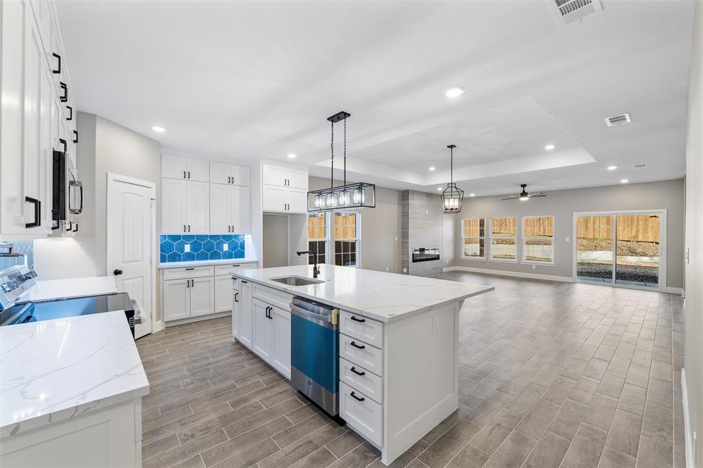402 Lagoon Drive