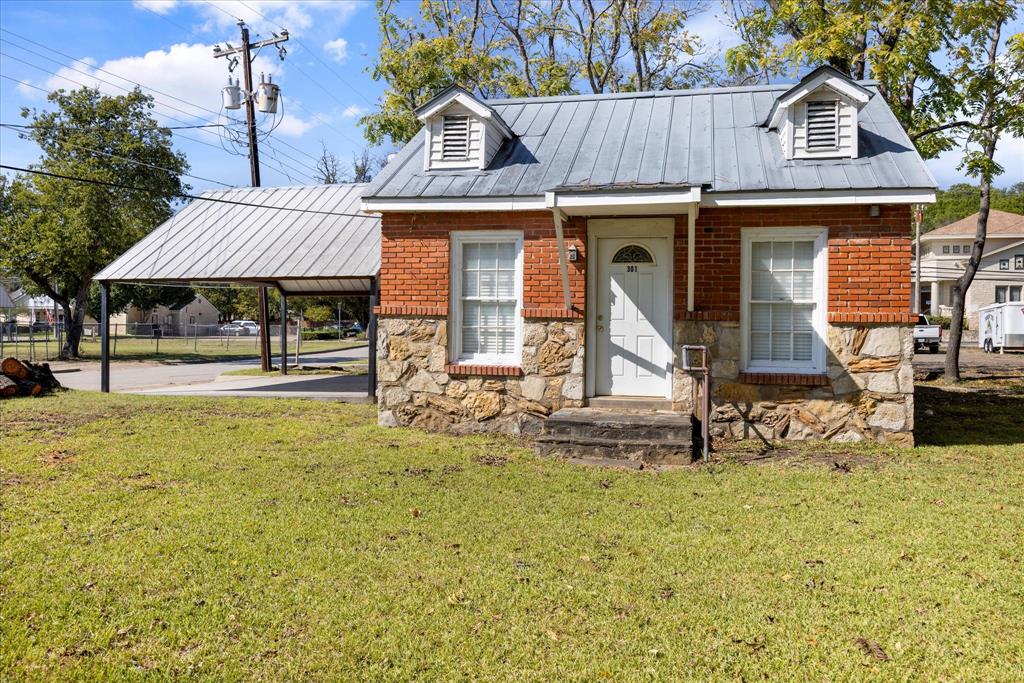 301 NE Barnard Street