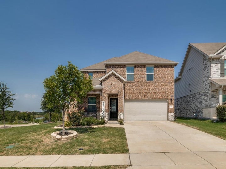 Photo 1 of 25 — 1118 Spectra Drive, Forney, TX 75126