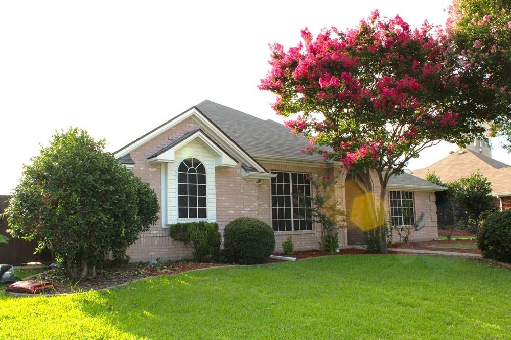 3804 Warwick Lane