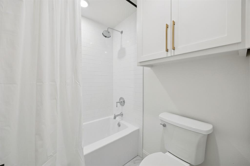 Carriage Square - Residential