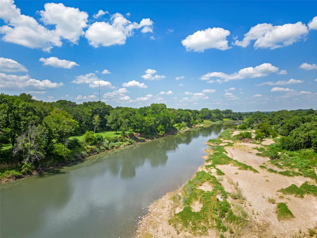 na - Commercial Sale